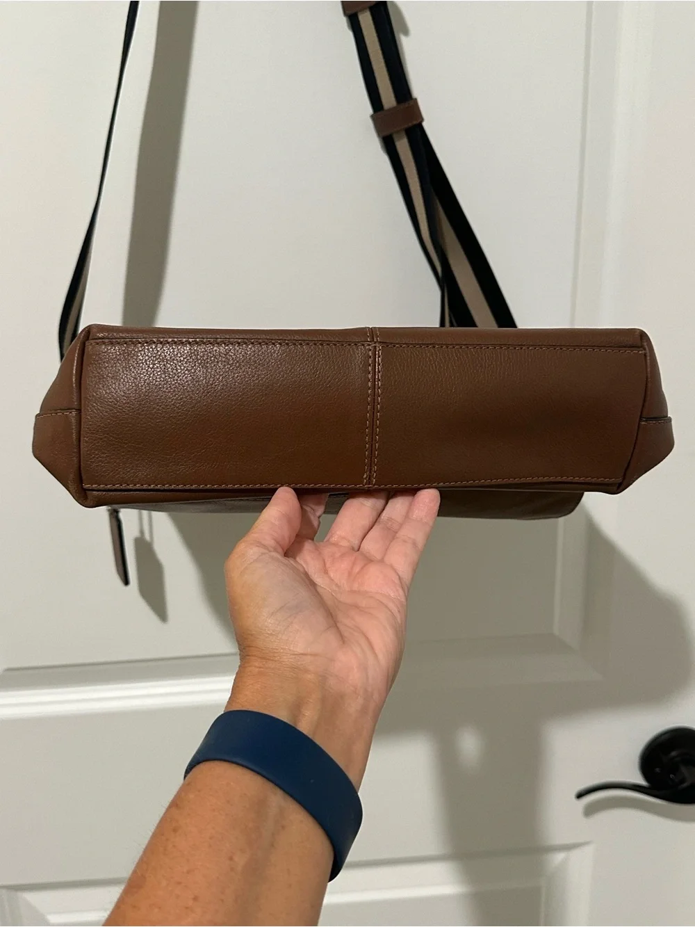 VINTAGE- COACH MEN’S CHARLES F72362 BROWN LEATHER  MESSENGER CROSSBODY BAG